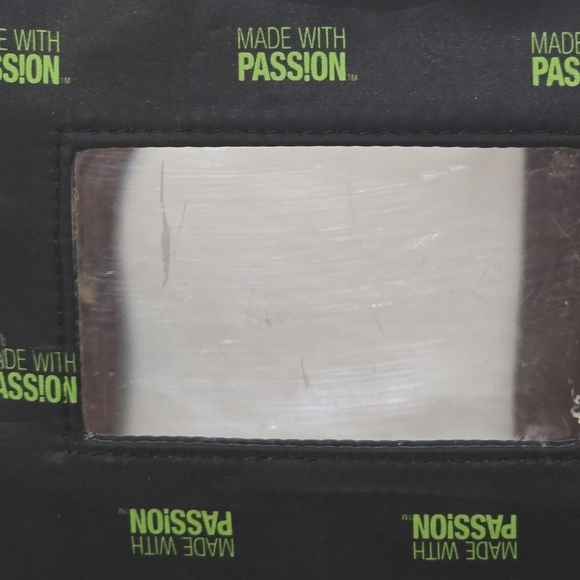 ⭐️40% Off⭐️ The Body Shop Vintage Train Case - Picture 10 of 14